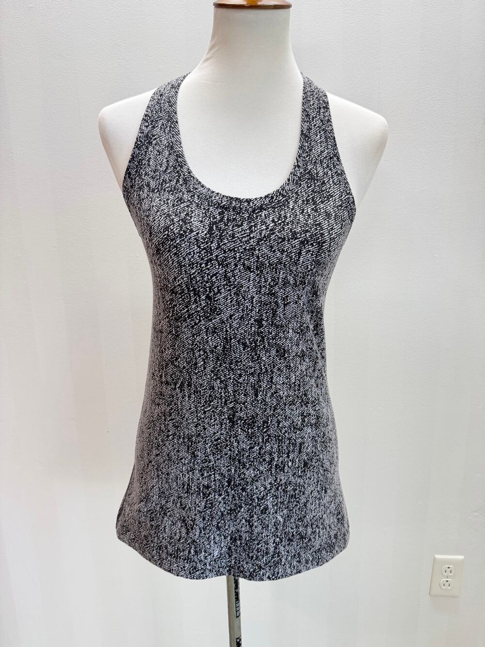 Lululemon Cool Racerback Tank Top Black White Heathered Yoga